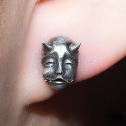 Demon Skull Stud Earrings - Image 5