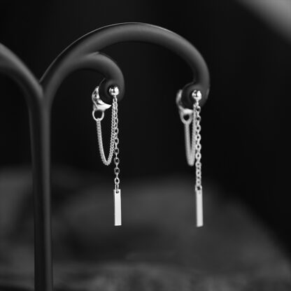 Chain Dangle Earrings - Image 6
