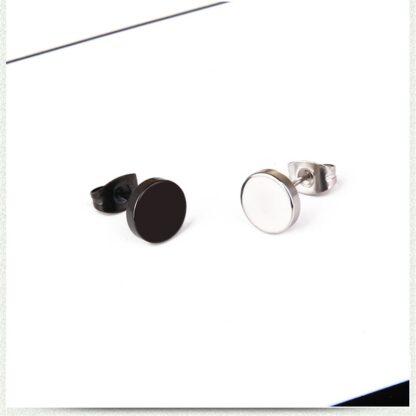 Vintage Round Stud Earrings - Image 5