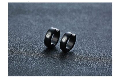 Circle Earrings with Shiny Spots
