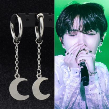 Long Earrings with Moon Design For Men - Image 3